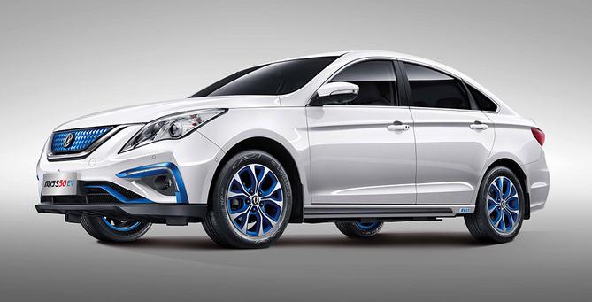 新款風(fēng)行S50EV，NEDC續(xù)航里程為401km