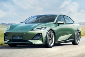 長(zhǎng)安深藍(lán)sl03價(jià)格圖片，730氫電版售價(jià)高達(dá)69萬(wàn)