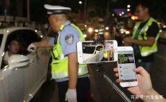 喝完一瓶啤酒過多久才能開車？交警：過了這個點，查不出一點酒精