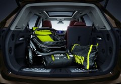 汽車后備箱不關(guān)違章嗎？會(huì)被扣12分嗎？