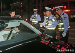 這五種情況追尾，后車沒(méi)有半點(diǎn)責(zé)任！