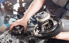 汽車齒輪油多久換一次，齒輪油更換方法!