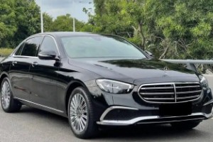 奔馳e級分期首付多少 分期首付13萬(分期落地價(jià)51萬)