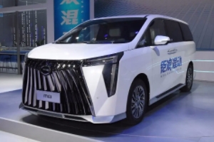 傳祺m8插電混動(dòng)參數(shù) 發(fā)動(dòng)機(jī)最大扭矩320牛米，最大功率140千瓦