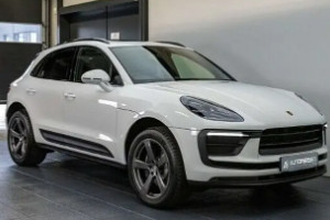 保時(shí)捷30萬(wàn)左右的車型 沒有30萬(wàn)保時(shí)捷新車(二手macan售價(jià)30萬(wàn))
