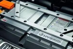 鋰電池和鉛酸電池哪個好 鋰電池使用效果好（特別是安全性上）