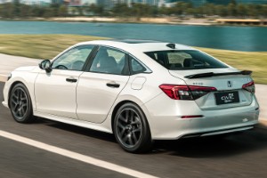 本田思域混動(dòng)版多少錢 2023款混動(dòng)版售價(jià)16萬(wàn)(落地19萬(wàn))