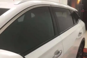 車(chē)貼膜大概多少錢(qián) 貼膜價(jià)格500-3000元（品牌決定價(jià)格）