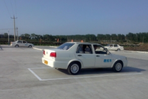 駕校學車多少錢 價格3000-10000元之間（駕駛類型不同費用不同）