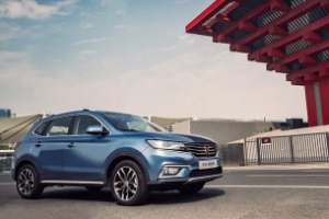 榮威rx5怎么樣 油耗低、空間大、性能好（百公里6.9L）