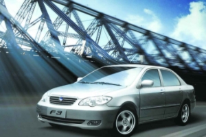 比亞迪f3怎么樣 車輛油耗很不錯、車身內(nèi)部空間寬敞（百公里油耗5.9升）