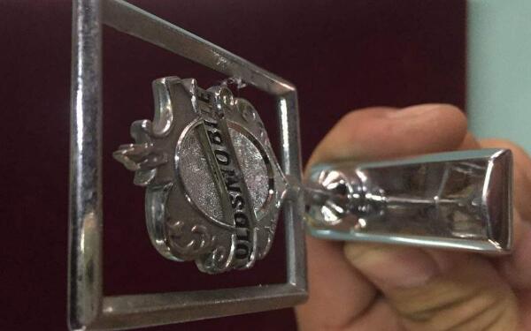 奧茲莫比爾的車(chē)標(biāo)歷史 美國(guó)第一個(gè)大量生產(chǎn)銷(xiāo)售汽車(chē)的企業(yè)