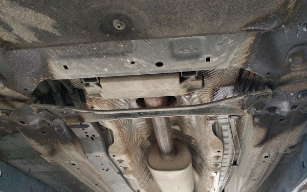 底盤(pán)裝甲是什么意思 底盤(pán)裝甲有必要做嗎