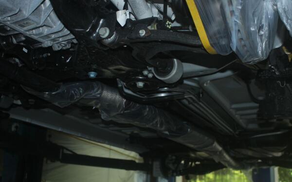 底盤(pán)裝甲有用嗎 底盤(pán)裝甲對(duì)汽車(chē)有哪些影響