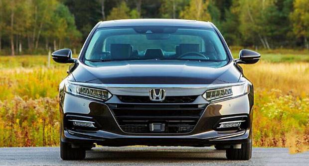 思鉑睿和雅閣哪個(gè)好，實(shí)力比拼（雅閣受歡迎）