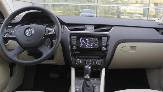 思域和明銳哪個(gè)好，新款明銳（深得人心）