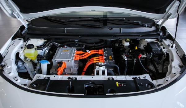 2021款歐拉iQ上市，續(xù)航高達(dá)421公里