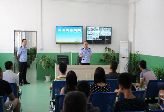 學(xué)駕照理論考試題科目一，手機(jī)就能直接操作