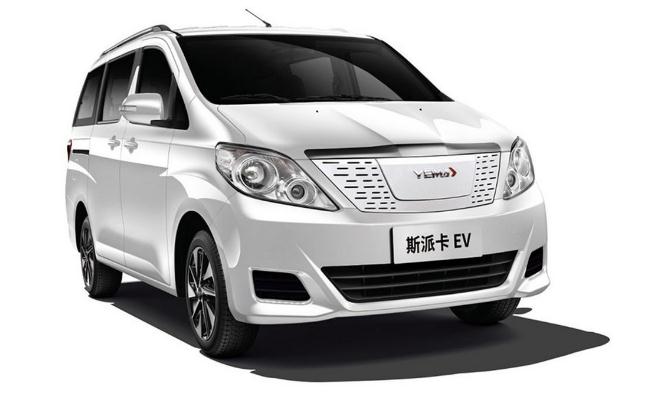 2021款野馬斯派卡EV，運動型車身更辣眼