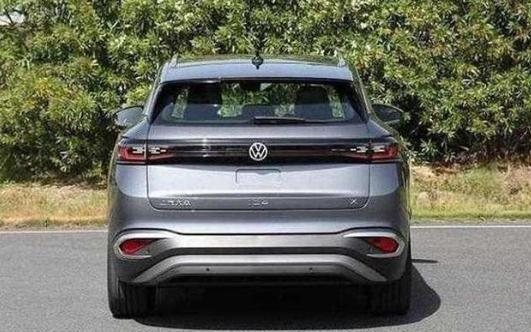 上汽大眾ID.4 X公布售價(jià)，提供402、520、555三種續(xù)航選擇