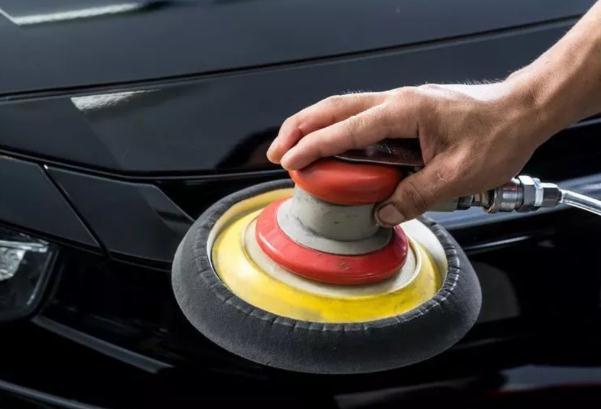 如何給汽車打蠟，三個步驟秒懂