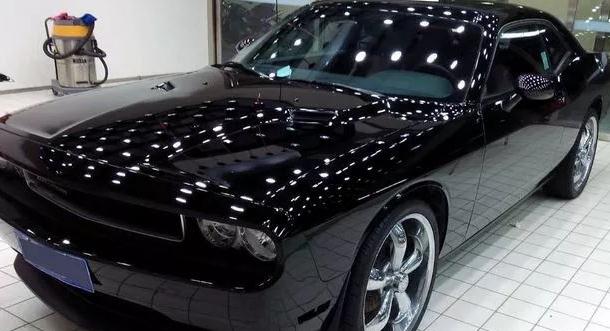 汽車打蠟封釉多少錢，打蠟好還是封釉好