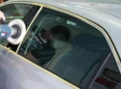 車(chē)玻璃鍍膜的好處，超越打蠟和封釉