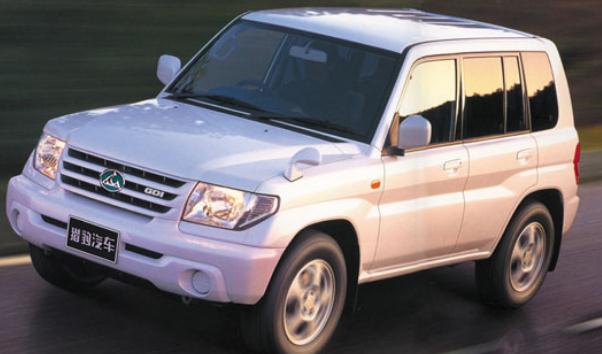 什么越野車性價比高，口碑最好的陸地巡洋艦（霸氣十足）