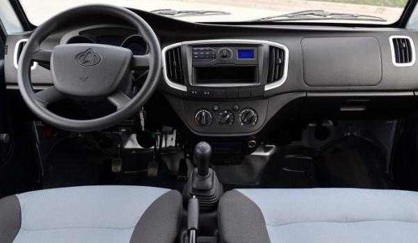 長(zhǎng)安神騏T20新增車型上市，獨(dú)立的貨廂更實(shí)用（售價(jià)僅為6.38萬(wàn)元）