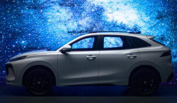 風(fēng)行T5 EVO上市，堪稱“潮牌SUV開創(chuàng)者”（時(shí)尚個(gè)性）