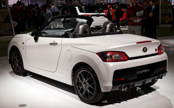 炫酷拉風(fēng)的高性?xún)r(jià)比跑車(chē) copen小敞篷價(jià)格出爐