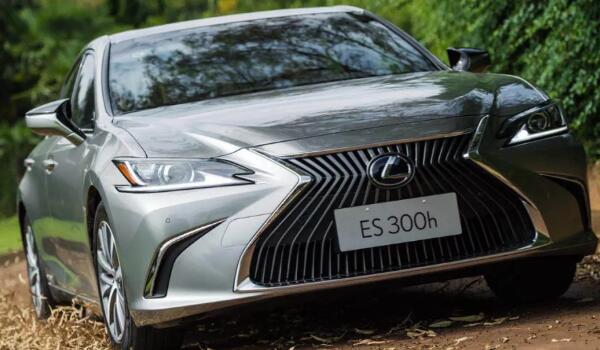 2.5L油電混合百公里加速8.9秒 雷克薩斯es300h新款價(jià)格