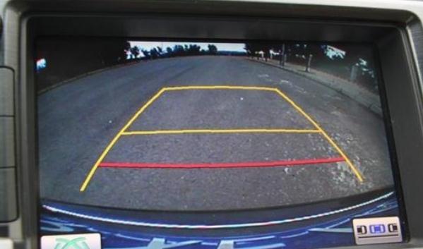 后倒車(chē)?yán)走_(dá)，保護(hù)車(chē)身不受刮蹭（性?xún)r(jià)比高）