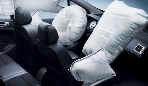 安全氣囊，安全帶的輔助裝置（關(guān)鍵時候能救命）