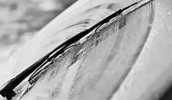 什么是可加熱噴水嘴，適合冬天結(jié)冰使用（配合雨刮條）