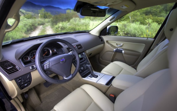 沃爾沃xc90是純進(jìn)口嗎 沃爾沃xc90是進(jìn)口車嗎