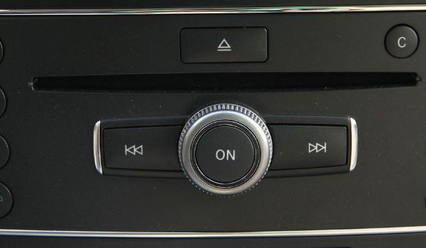 什么是車載CD/DVD，動感與檔次感并存（音樂發(fā)燒友）