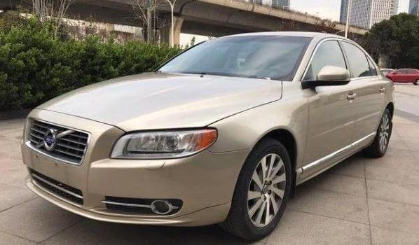 沃爾沃s80多少錢，二手車保值率低（維修保養(yǎng)難）
