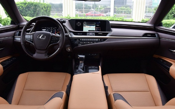 雷克薩斯新款車(chē)型上市 雷克薩斯最新價(jià)格行情