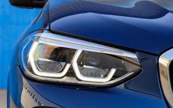 前后霧燈能不能一起開(kāi) 開(kāi)關(guān)擰至后霧燈位置