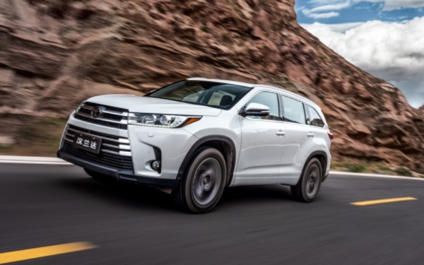 漢蘭達(dá)騎士版多少錢(qián) 官方報(bào)價(jià)30萬(wàn)左右