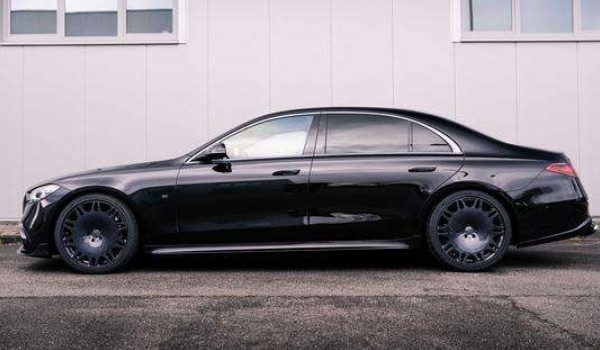 奔馳s350報(bào)價(jià) 2022款奔馳s級(jí)售價(jià)87萬(wàn)(分期月供1.8萬(wàn))