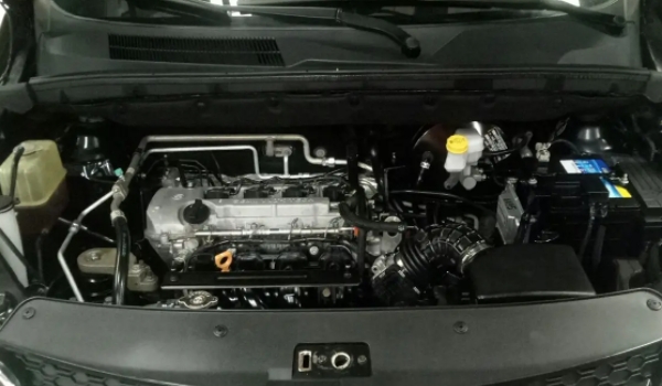 2021款寶駿730怎么樣 搭載1.5L和1.5T四缸發(fā)動機（百公里油耗實測最高10L）