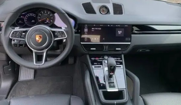 保時捷卡宴2022款報(bào)價及圖片 新款卡宴售價101萬(分期首付30萬)