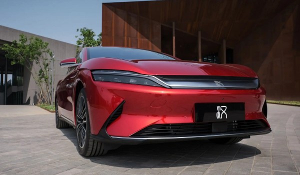 比亞迪漢ev純電動(dòng)2022款最低報(bào)價(jià) 2022款漢ev純電動(dòng)最低價(jià)26萬