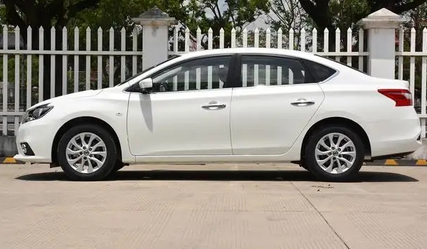 日產(chǎn)軒逸輪胎規(guī)格型號(hào) 采用兩種輪胎規(guī)格（205/60 R16和205/50 R17）