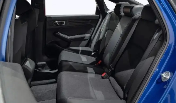 本田思域車身尺寸多少 尺寸長(zhǎng)寬高4674*1802*1415mm