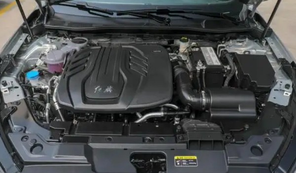 紅旗h5使用的什么發(fā)動機(jī) 1.8T和1.5T發(fā)動機(jī)