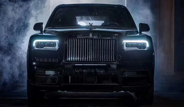 庫(kù)里南2022款報(bào)價(jià)及圖片 新款庫(kù)里南售價(jià)780萬(wàn)元