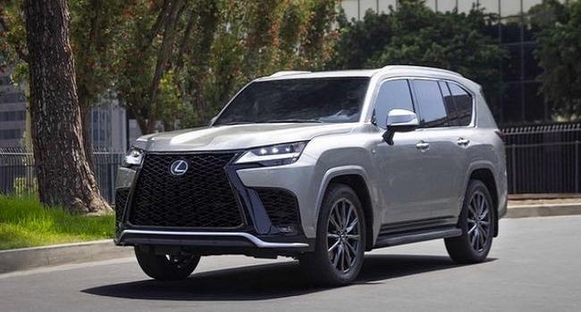 雷克薩斯suv價(jià)格，260萬的高價(jià)能與邁巴赫媲美